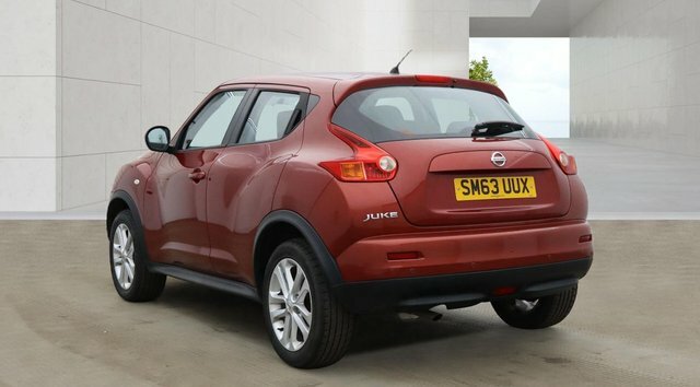 Nissan Juke Acenta Suv SM63UUX Red #3
