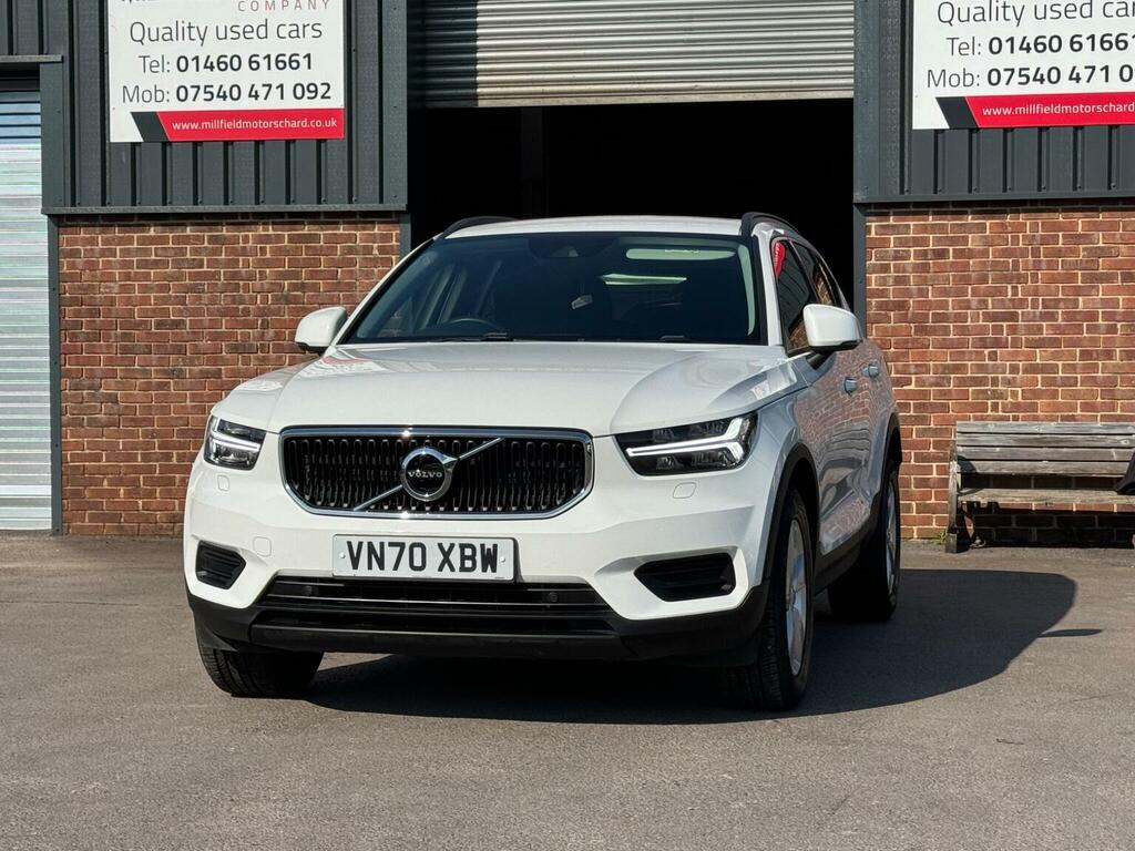 Volvo XC40 1.5 T2 Momentum Core Euro 6 Ss VN70XBW White #2