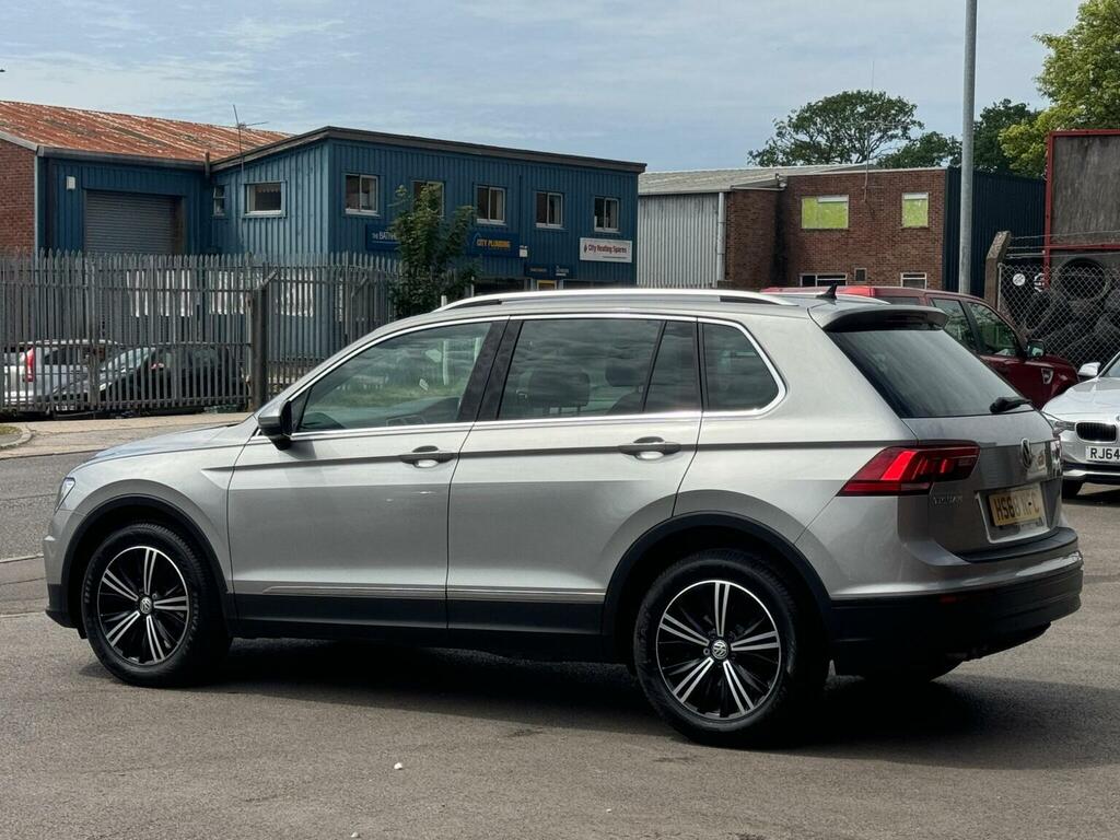 Volkswagen Tiguan 2.0 Tdi Se Navigation Euro 6 Ss HS68NFC Silver #5
