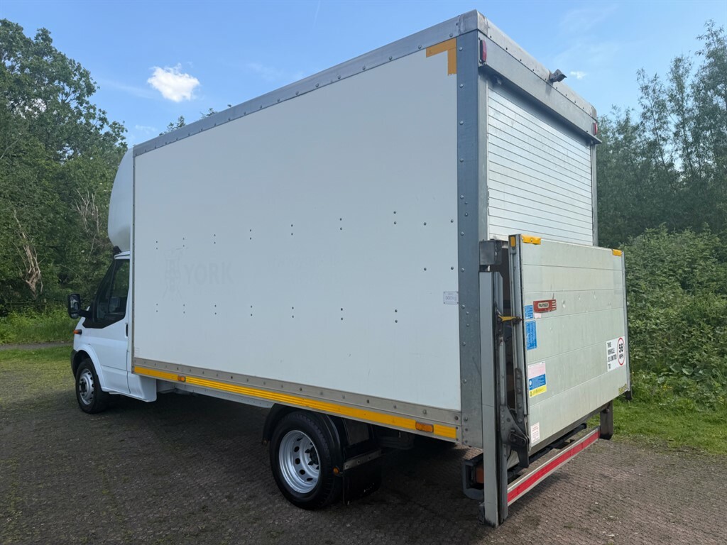 Ford Transit Custom 460 Luton Taillift 1 Council Owner YF62YDR White #5