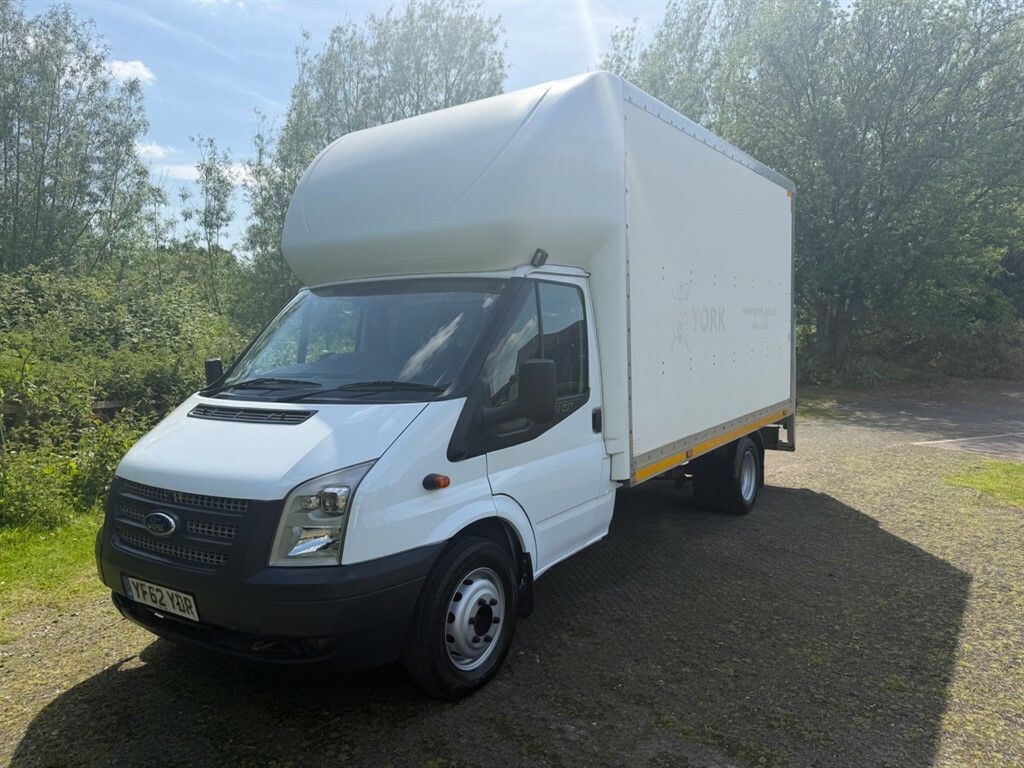 Ford Transit Custom 460 Luton Taillift 1 Council Owner YF62YDR White #2