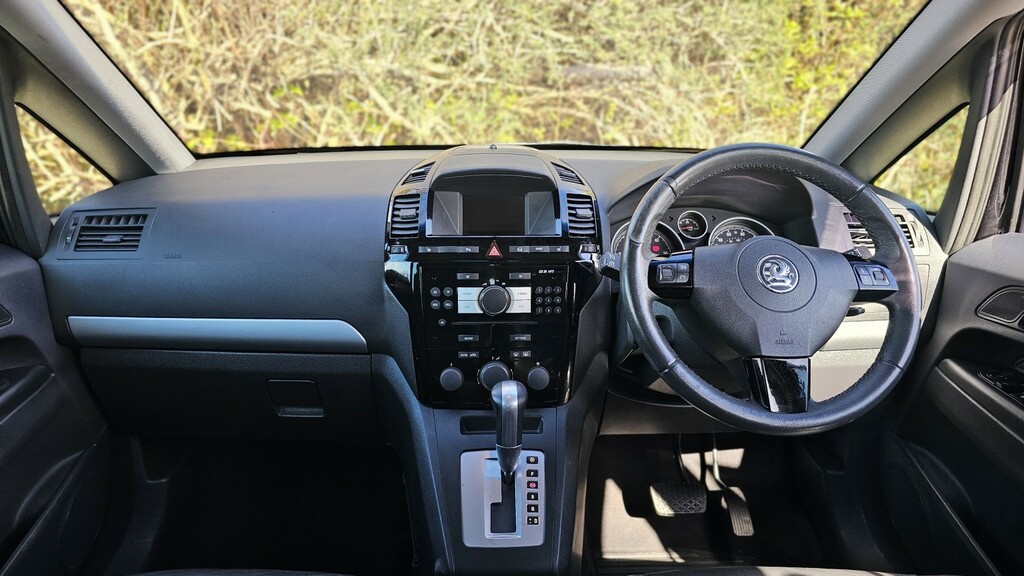Vauxhall Zafira 1.9 Cdti Elite Black #2