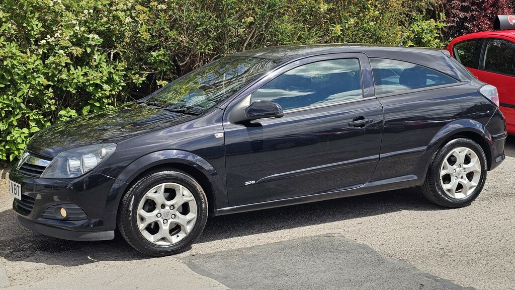 Vauxhall Astra 1.6 I 16V Sxi Black #5
