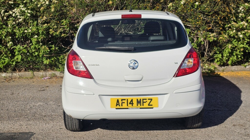 Vauxhall Corsa 1.4 16V Excite AF14MFZ White #3