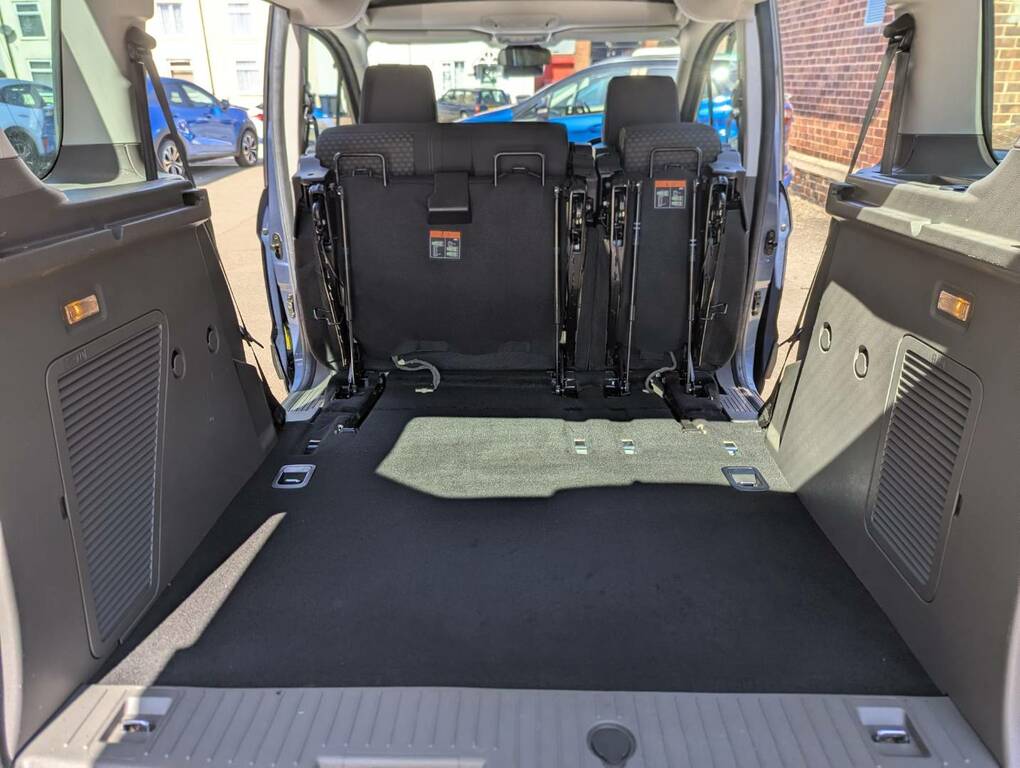 Ford Tourneo Connect 1.5 Ecoblue 120 Zetec Powershift Blue #4
