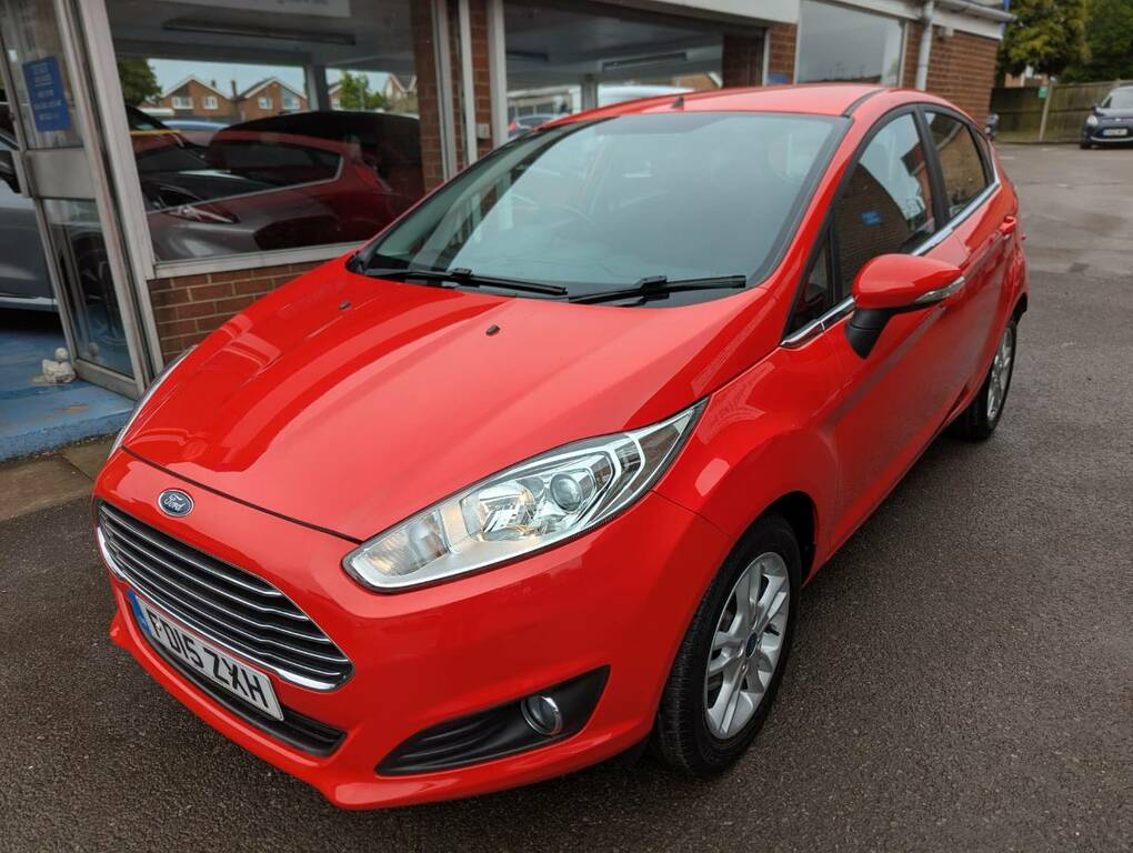 Ford Fiesta 1.25 82 Zetec Red