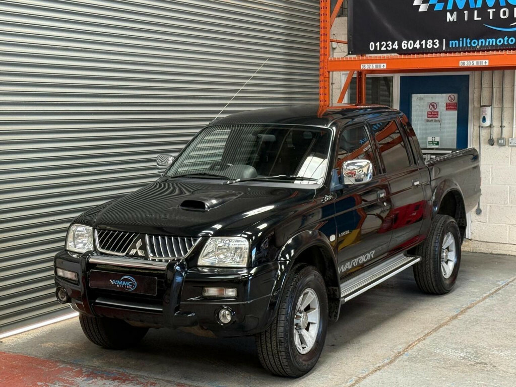 Mitsubishi L200 4Wd Lwb Black #29
