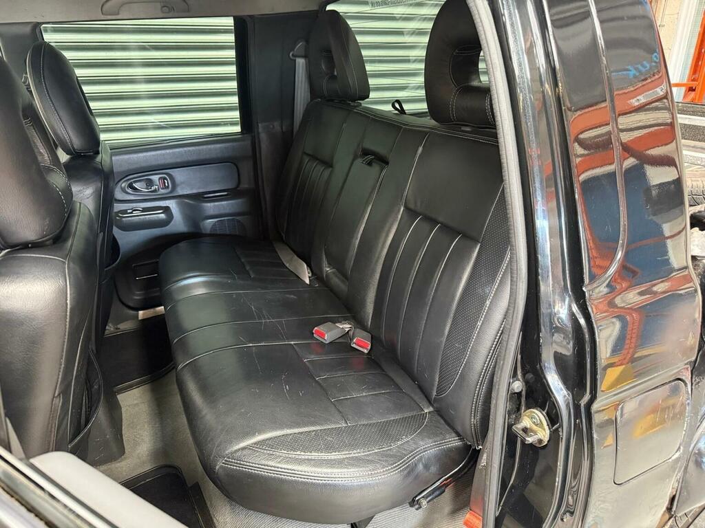Mitsubishi L200 4Wd Lwb Black #23