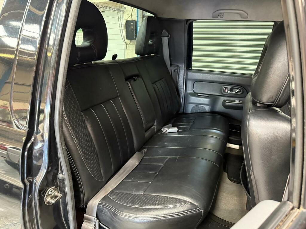 Mitsubishi L200 4Wd Lwb Black #16