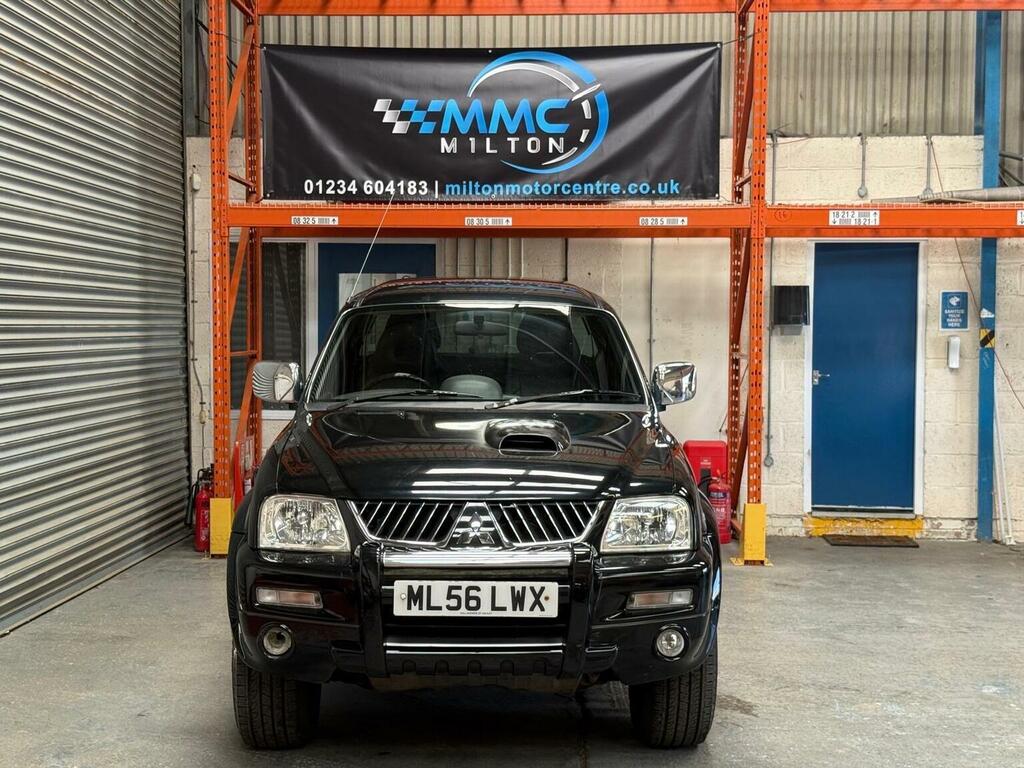 Mitsubishi L200 4Wd Lwb Black #4