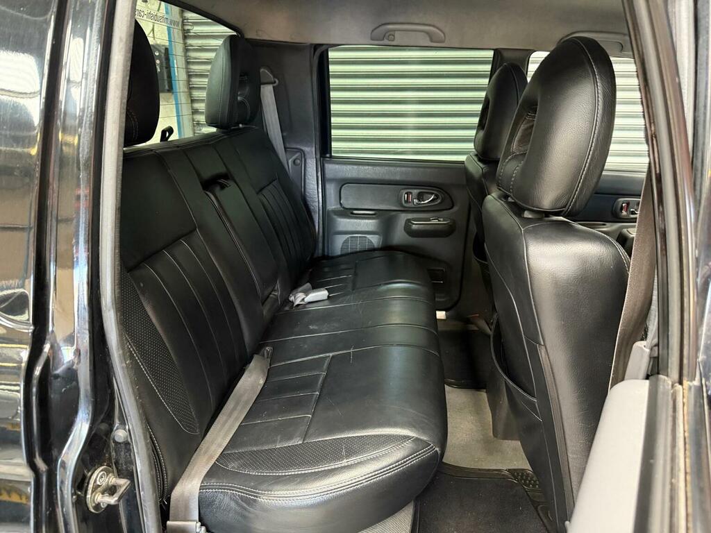 Mitsubishi L200 4Wd Lwb Black #15
