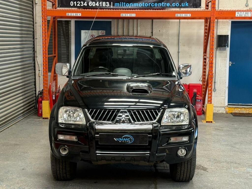 Mitsubishi L200 4Wd Lwb Black #3