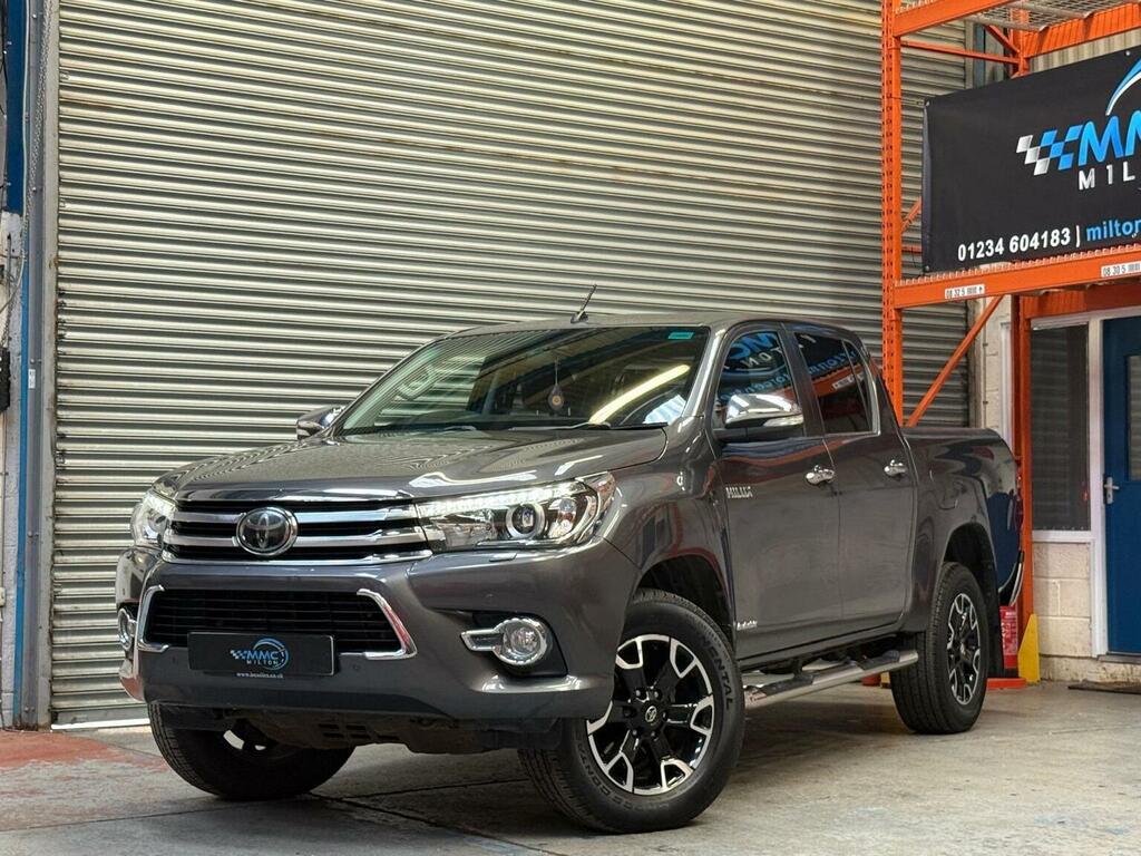 Toyota HILUX Pickup 2.4 D-4d Invincible X 4Wd Euro 6 Grey #6