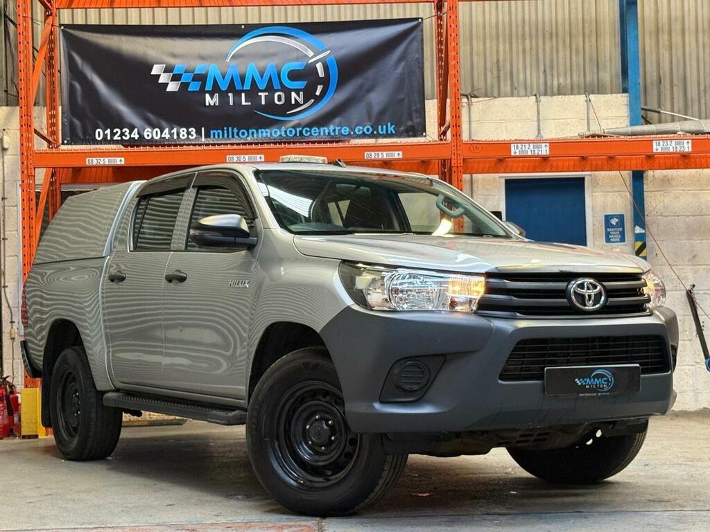 Toyota HILUX Pickup 2.4 D-4d Active 4Wd Euro 6 3.5T 2020 FE20KUV Silver #3