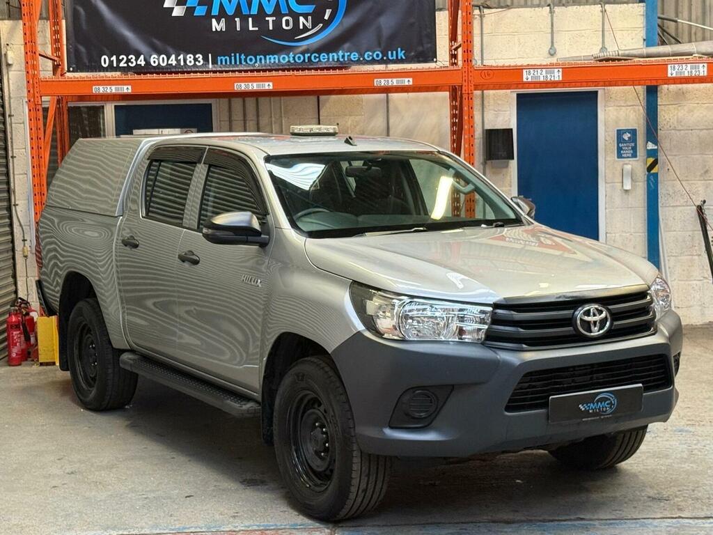 Toyota HILUX Pickup 2.4 D-4d Active 4Wd Euro 6 3.5T 2020 FE20KUV Silver #5