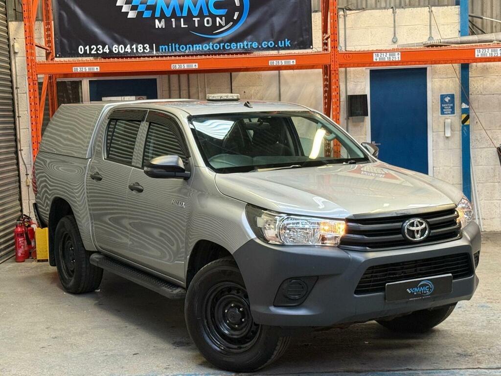 Toyota HILUX Pickup 2.4 D-4d Active 4Wd Euro 6 3.5T 2020 Silver