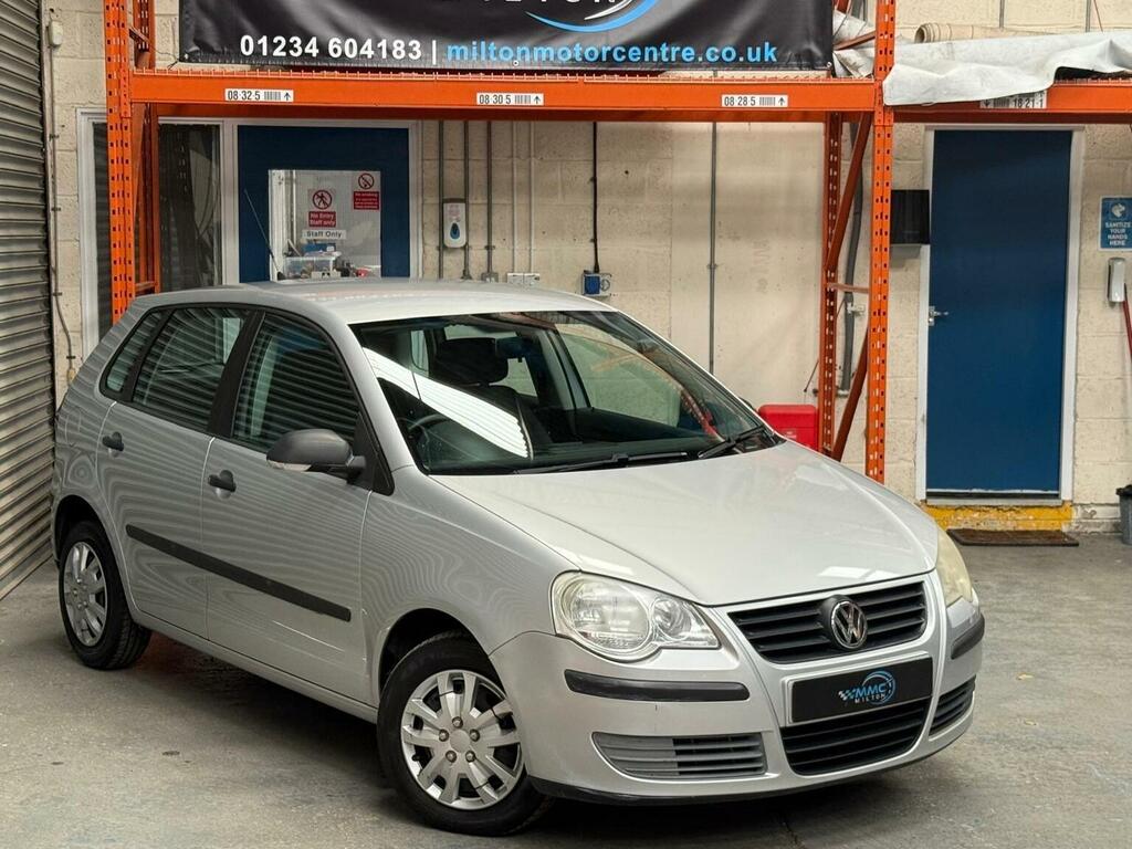Volkswagen Polo Hatchback 1.2 E 200606 Silver
