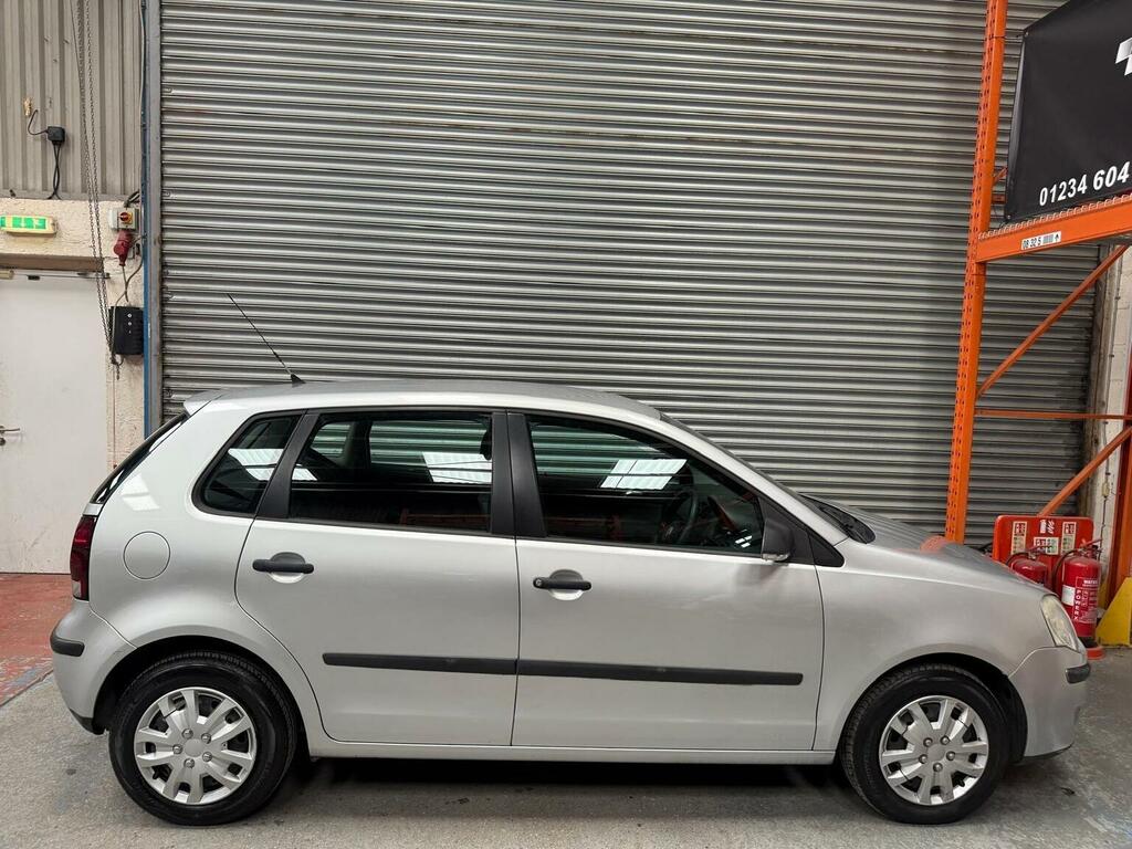 Volkswagen Polo Hatchback 1.2 E 200606 Silver #6