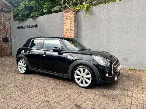 Mini Hatch 2.0 Cooper S LO64BNJ Black #4