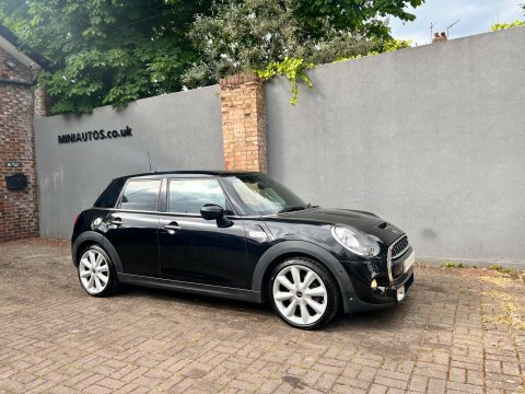 Mini Hatch 2.0 Cooper S LO64BNJ Black #3