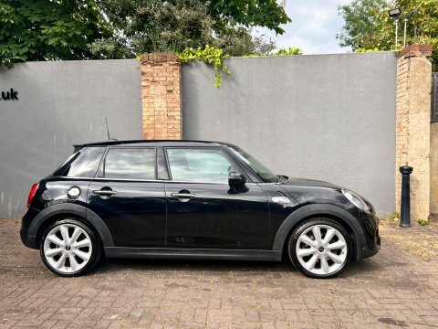 Mini Hatch 2.0 Cooper S LO64BNJ Black #2