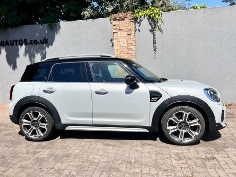 Mini Countryman 1.5 Cooper Exclusive RV72XRY Silver #2