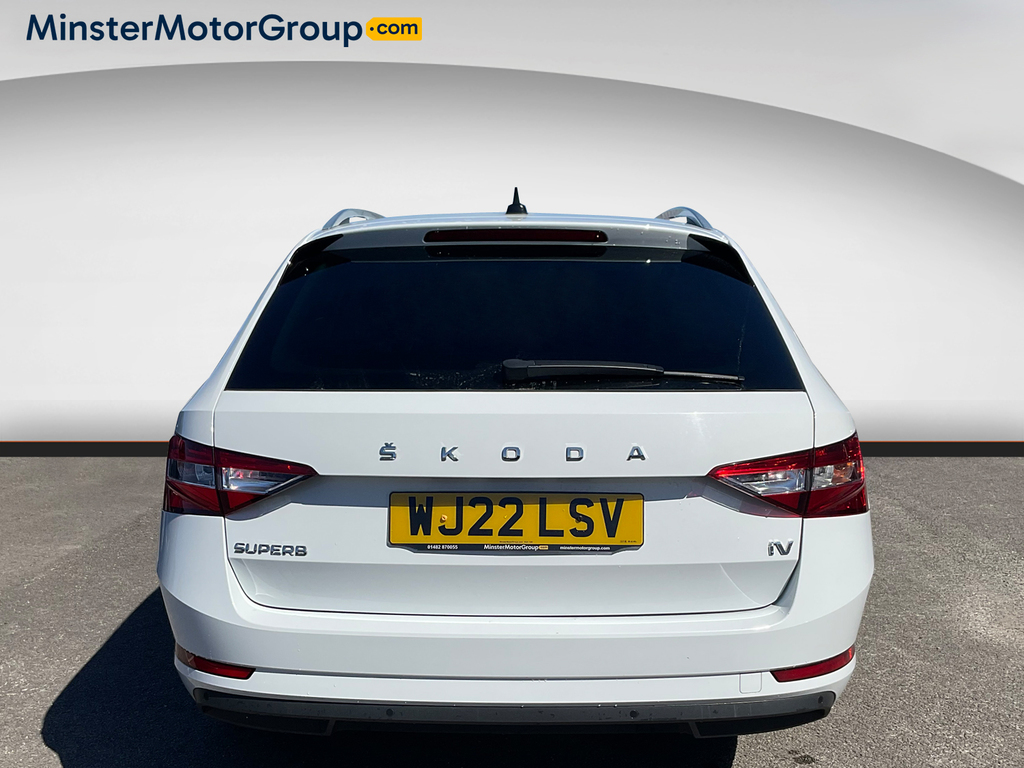 Skoda Superb Se Tech IV Phev S-a White #3