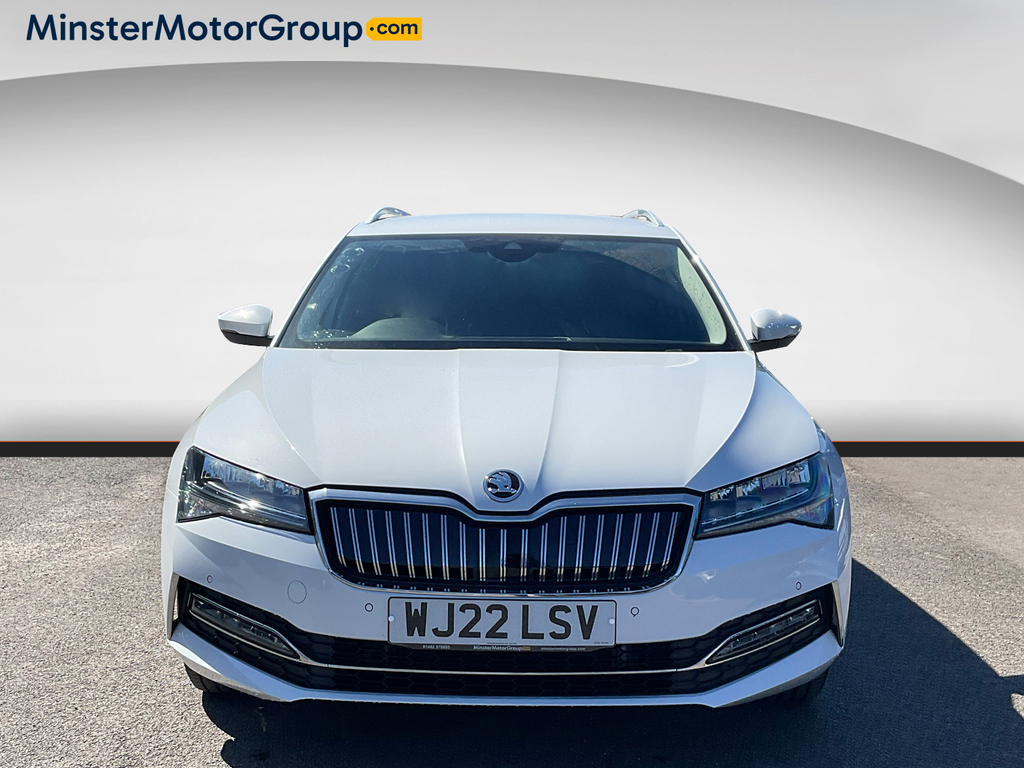 Skoda Superb Se Tech IV Phev S-a White #5