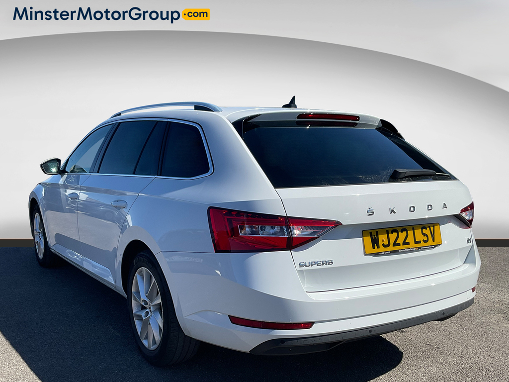 Skoda Superb Se Tech IV Phev S-a White #4