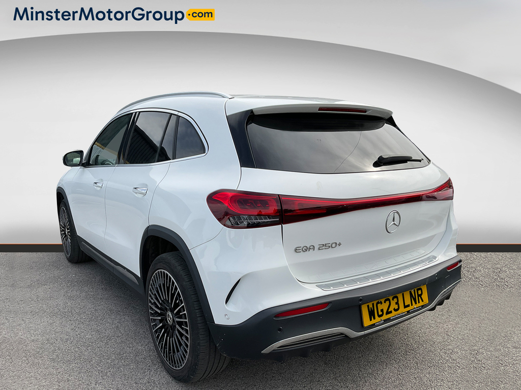 Mercedes-Benz EQA 250 Amg Line Premium WG23LNR White #4