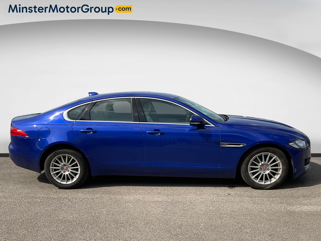 Jaguar XF Prestige D WJ67YYK Blue #2