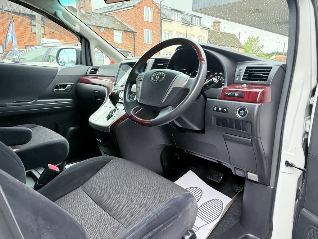 Toyota Alphard Mpv Black #19