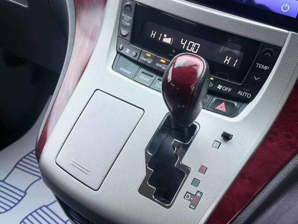 Toyota Alphard Mpv Black #26