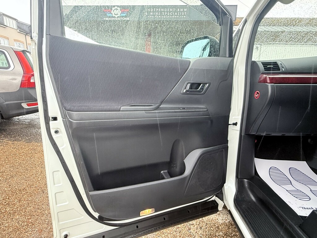 Toyota Alphard Mpv Black #72