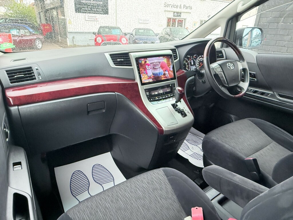 Toyota Alphard Mpv Black #60