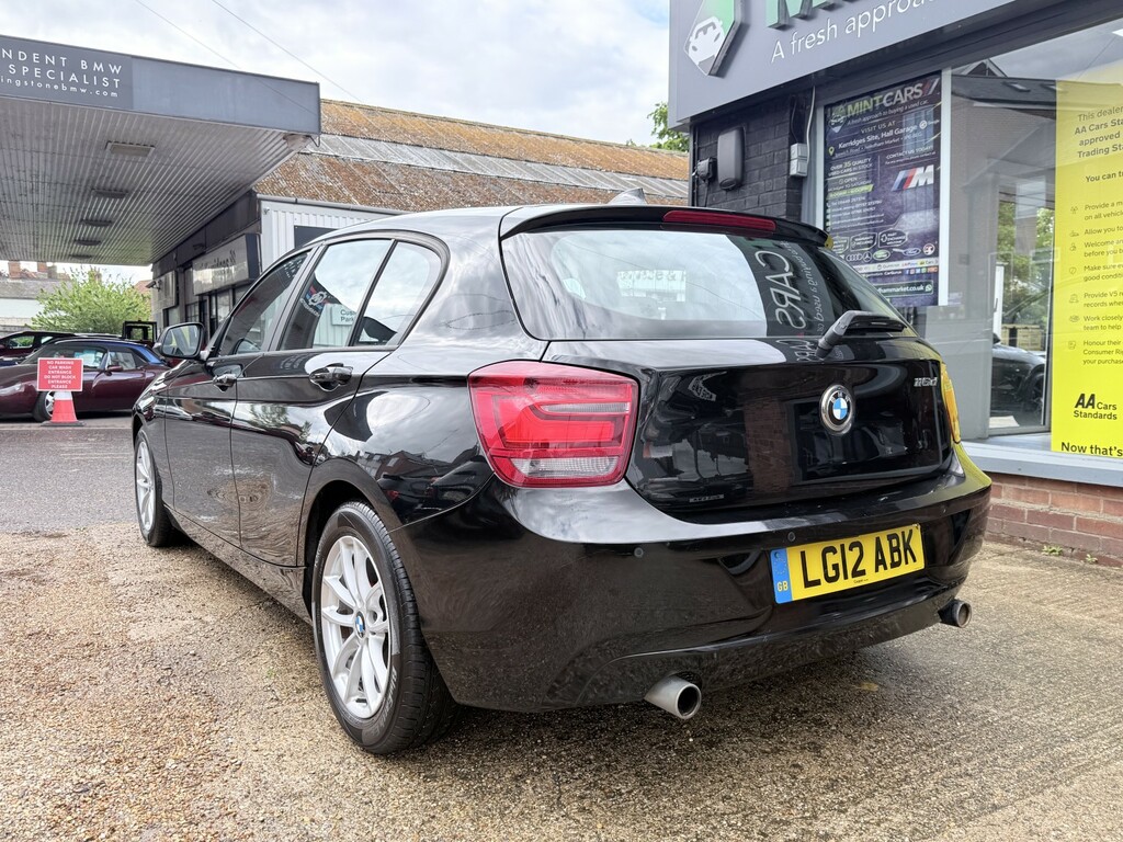 BMW 1 Series Hatchback 2.0 116D Se 5-Door 201212 LG12ABK Black #6