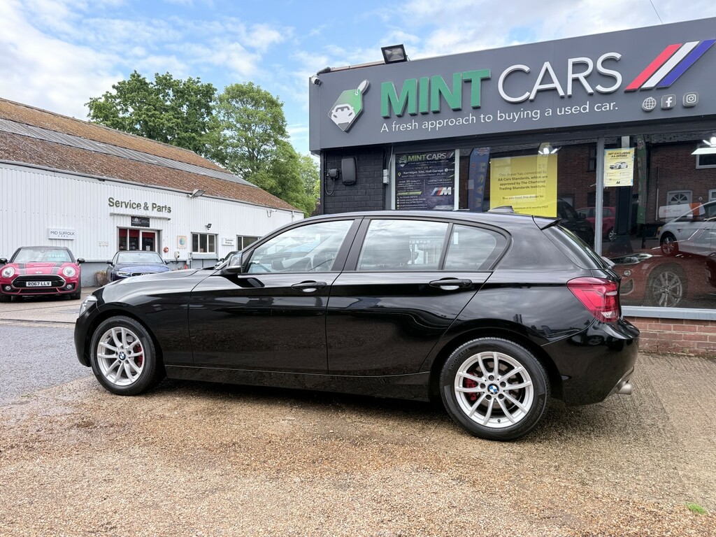 BMW 1 Series Hatchback 2.0 116D Se 5-Door 201212 LG12ABK Black #4