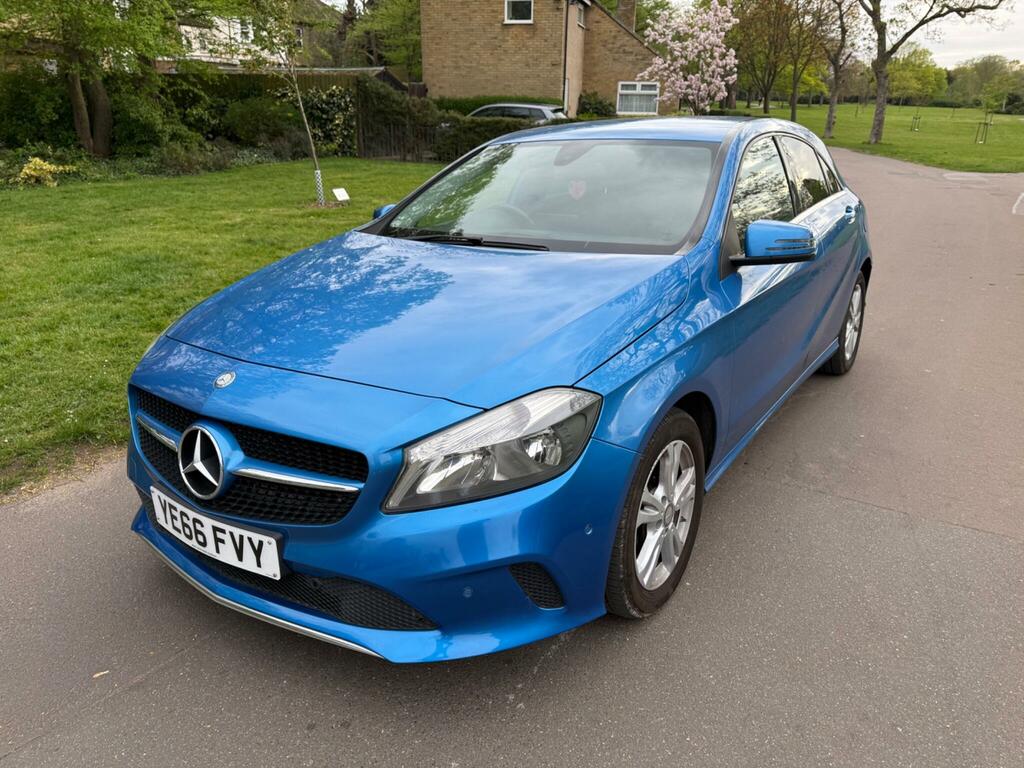 Mercedes-Benz A Class 2.1 A200d Se Executive 7G-dct Euro 6 Ss YE66FVY Blue #3
