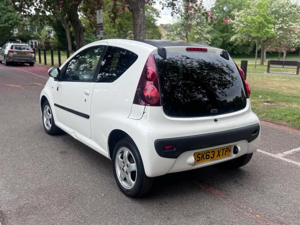 Peugeot 107 1.0 12V Envy Euro 5 SK63XTP White #5