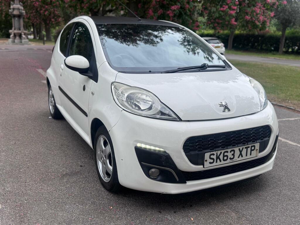 Peugeot 107 1.0 12V Envy Euro 5 White