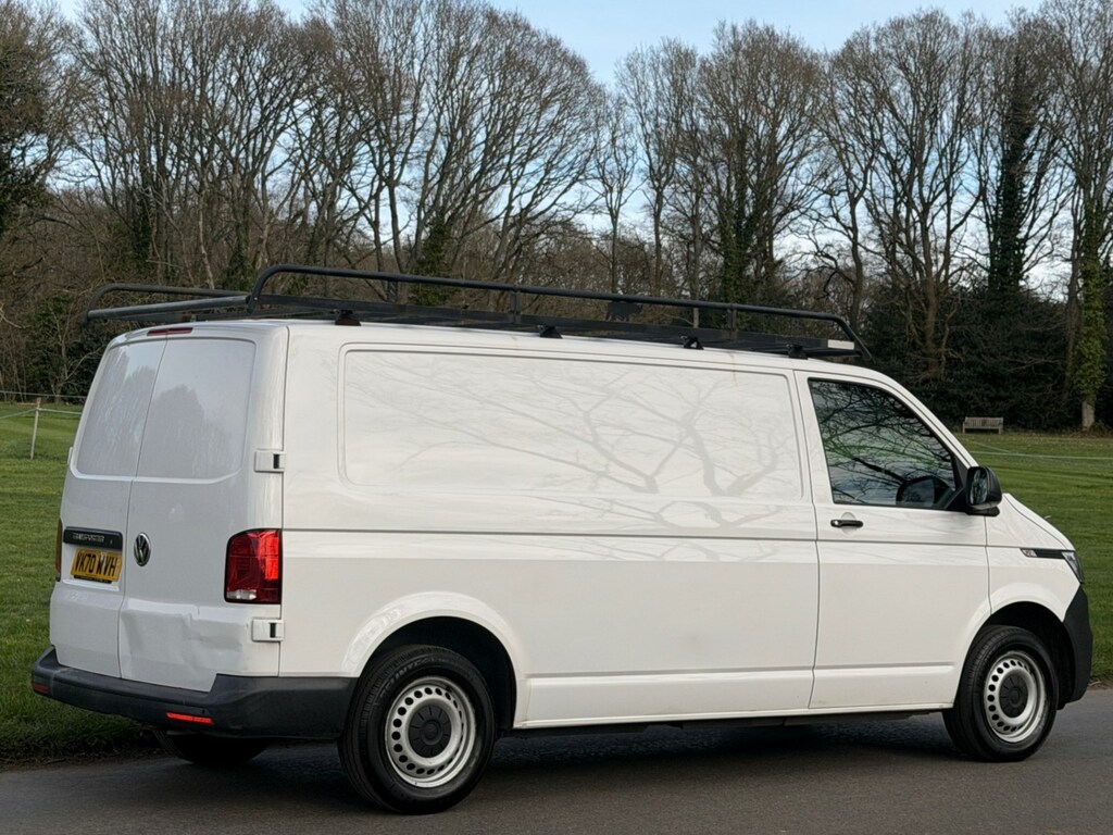 Volkswagen Transporter 2.0 Tdi 110 Startline Van VK70WVH White #5