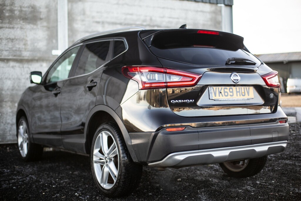 Nissan Qashqai Suv 1.3 Dig-t N-motion 2019 VK69HUV Black #5