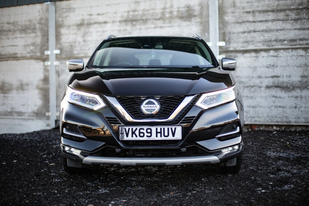 Nissan Qashqai Suv 1.3 Dig-t N-motion 2019 VK69HUV Black #2