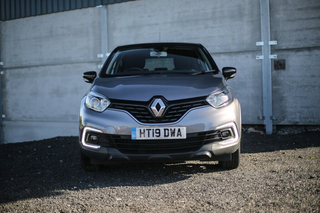Renault Captur Suv 1.5 Iconic Dci 90 My18 2019 HT19DWA Grey #2