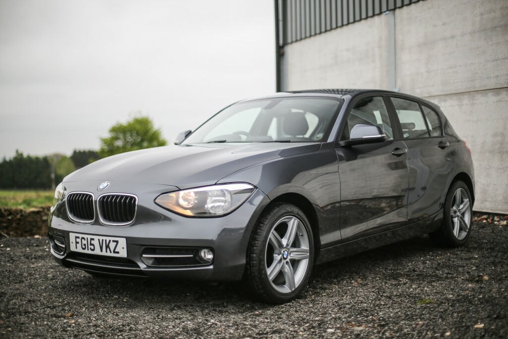 BMW 1 Series Hatchback 2.0 116D Sport 5-Door 2015 Grey #3