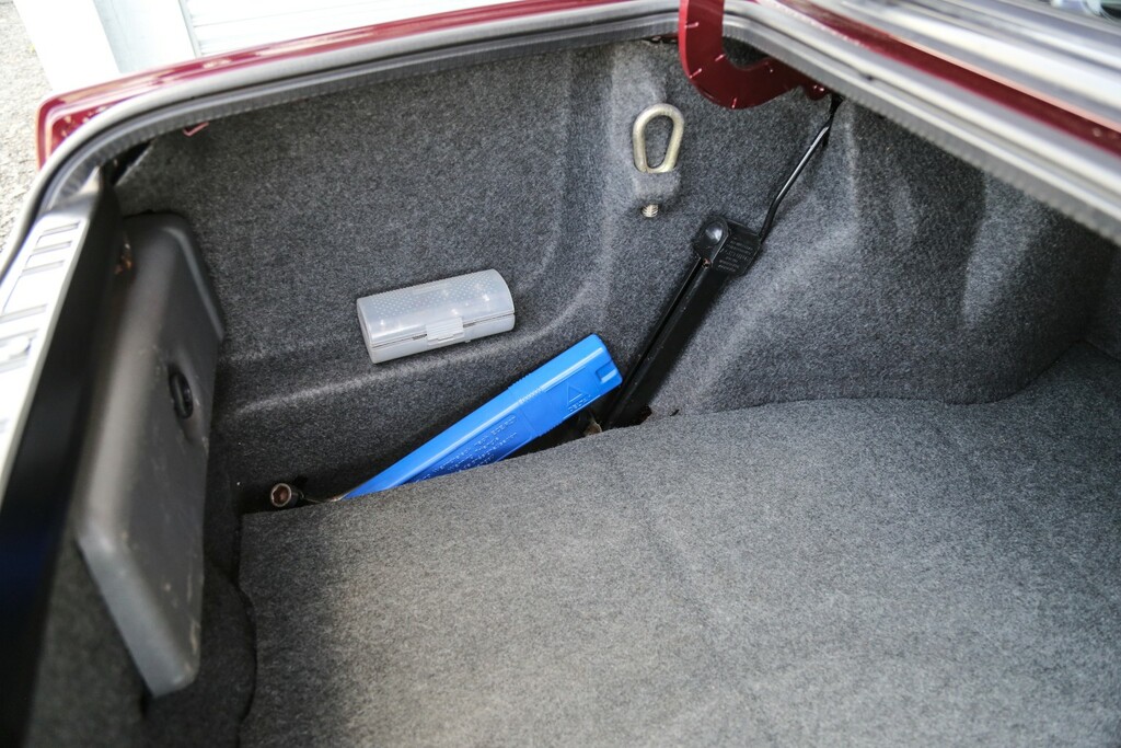 BMW 3 Series E30 316I Blue #38
