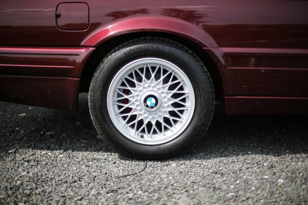 BMW 3 Series E30 316I Blue #10