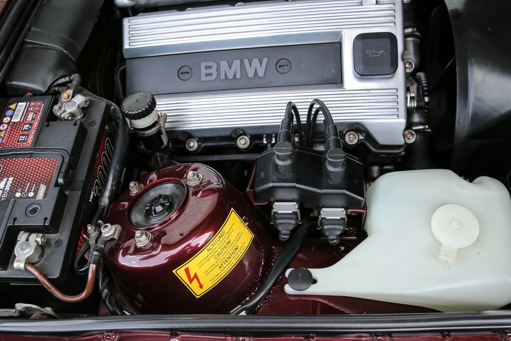 BMW 3 Series E30 316I Blue #43