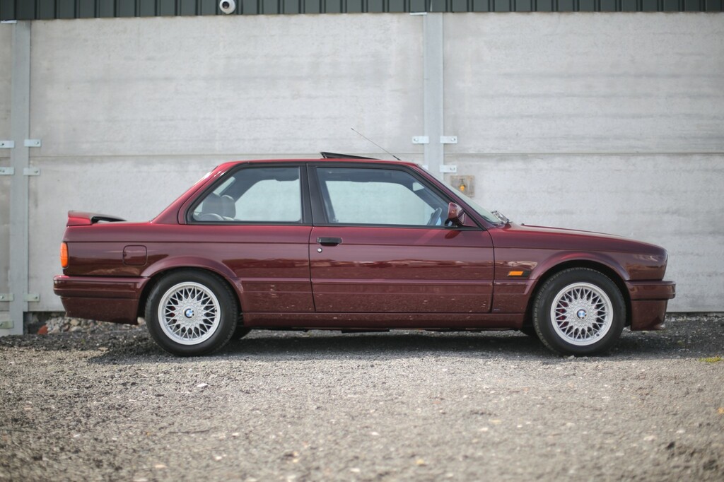 BMW 3 Series E30 316I Blue #8