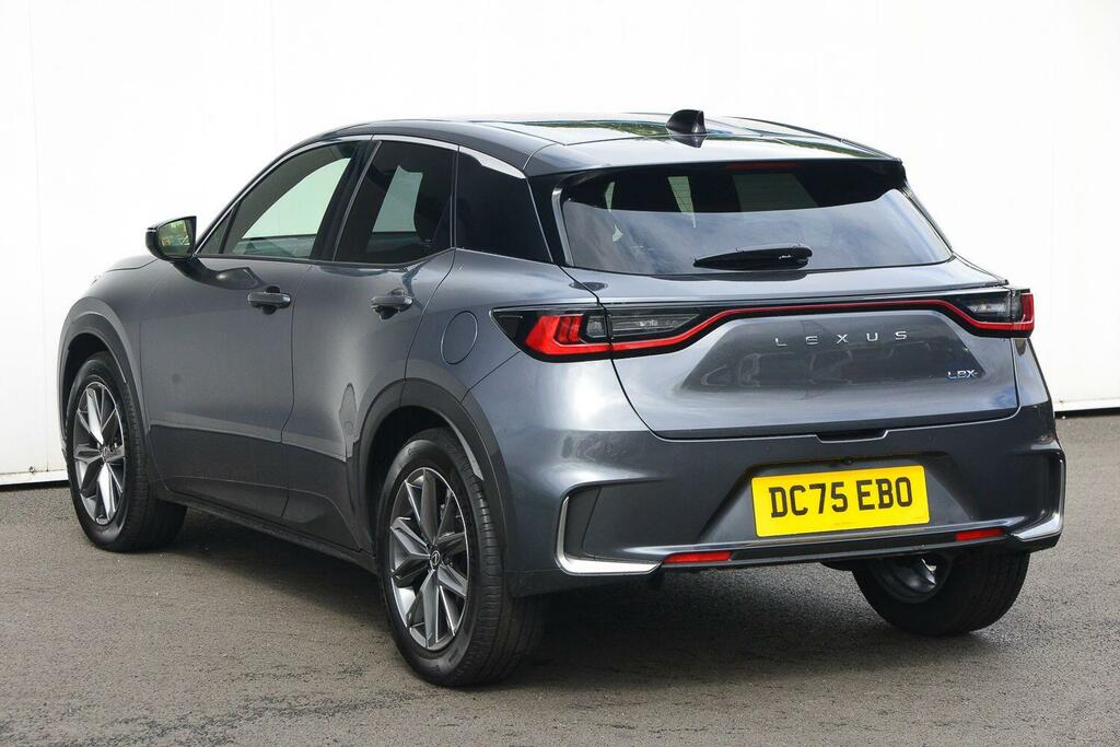 Lexus LBX 1.5 Premium Plus E-cvt DC75EBO Grey #3
